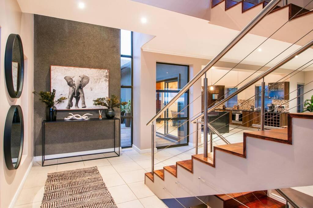 Luxury Views + Excellence - Pezula No Loadshedding Vakantiehuis *