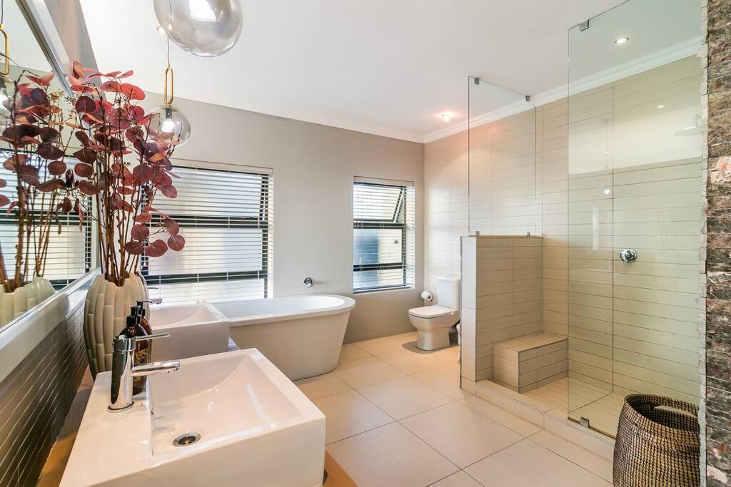 Luxury Views + Excellence - Pezula No Loadshedding